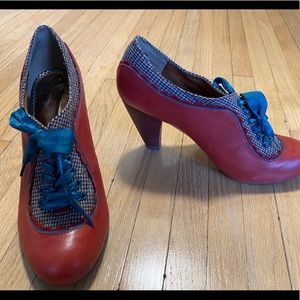 Poetic License Pumps